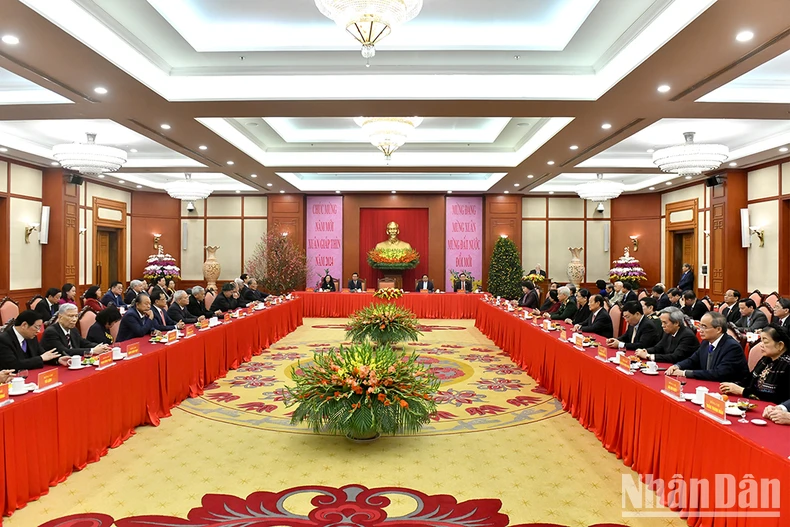 Tổng Bí thư Nguyễn Phú Trọng chúc Tết các đồng chí lãnh đạo, nguyên lãnh đạo Đảng, Nhà nước ảnh 3