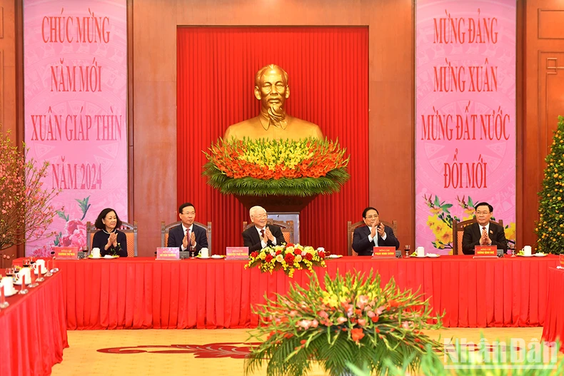 Tổng Bí thư Nguyễn Phú Trọng chúc Tết các đồng chí lãnh đạo, nguyên lãnh đạo Đảng, Nhà nước ảnh 4