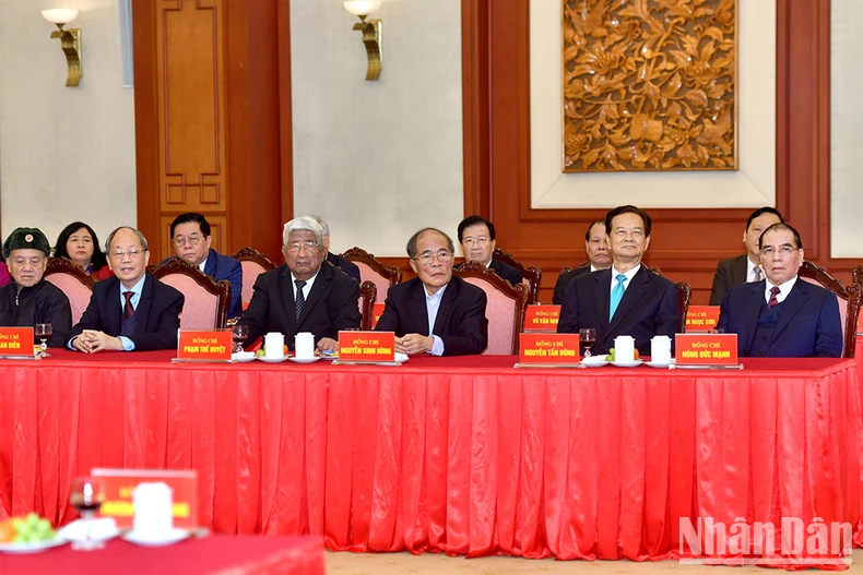 Tổng Bí thư Nguyễn Phú Trọng chúc Tết các đồng chí lãnh đạo, nguyên lãnh đạo Đảng, Nhà nước ảnh 5