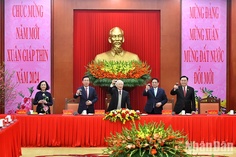 Tổng Bí thư Nguyễn Phú Trọng chúc Tết các đồng chí lãnh đạo, nguyên lãnh đạo Đảng, Nhà nước ảnh 6