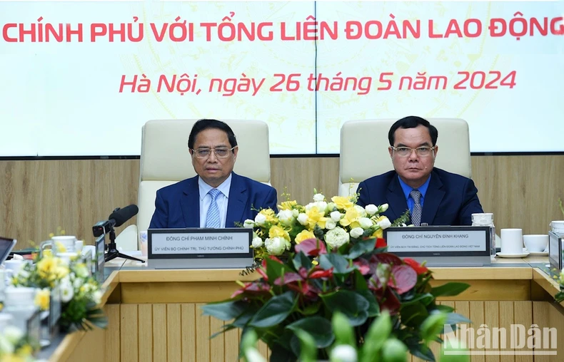 [Ảnh] Thủ tướng dự Hội nghị đánh giá việc thực hiện quy chế công tác giữa Chính phủ với Tổng Liên đoàn Lao động Việt Nam ảnh 10