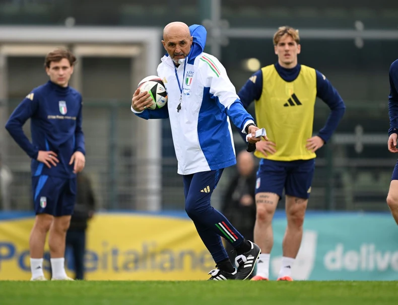 Đội tuyển Italia: Khi áp lực không còn đè nặng ảnh 1