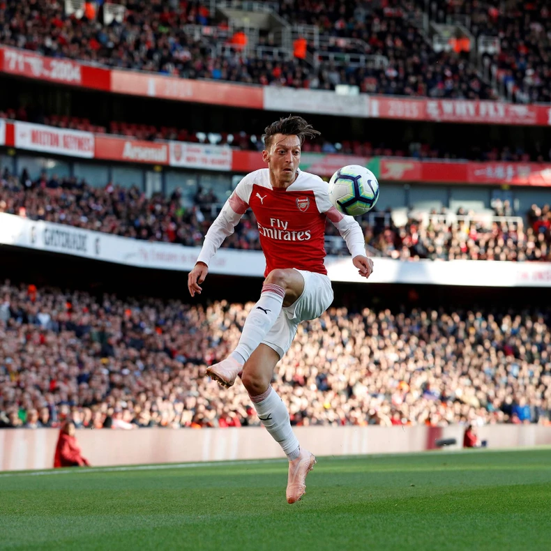 Ozil đã bị thay thế khi không thể đáp ứng tiêu chuẩn của Arteta. (Ảnh: Getty)