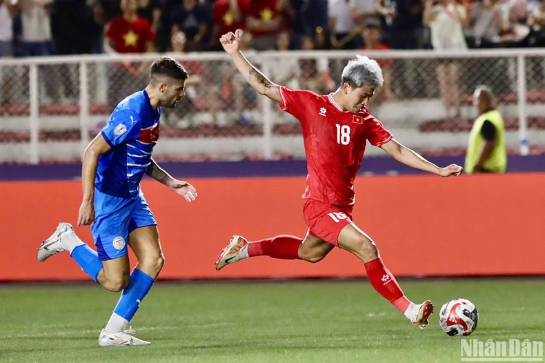 Ngọc Tân ghi bàn phút bù giờ, Việt Nam hòa Philippines 1-1 ảnh 1