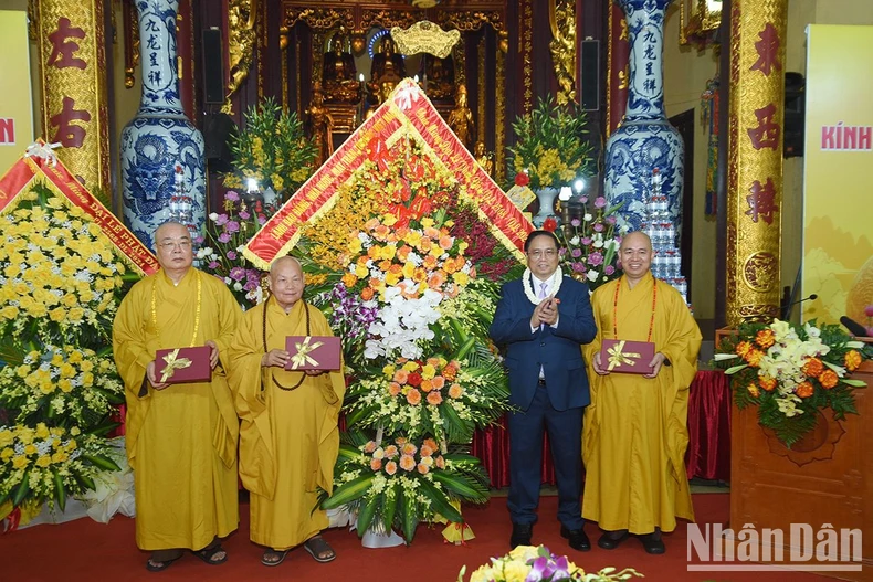 Thủ tướng Phạm Minh Chính chúc mừng Đại lễ Phật đản 2024 ảnh 5