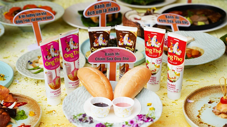 Bánh mì chấm sữa đặc - Tự hào văn hóa ẩm thực Việt ảnh 1