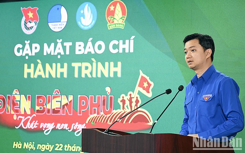 Đại biểu thanh thiếu nhi cả nước 