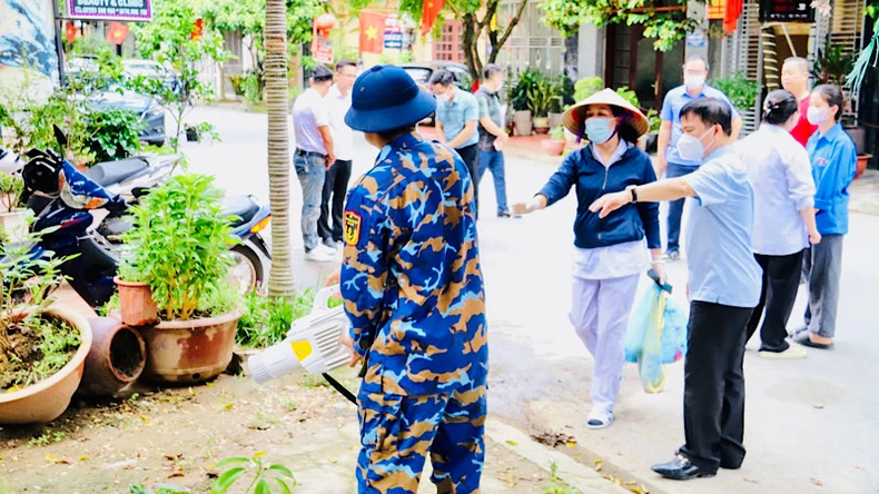 Hải Phòng: Số ca mắc sốt xuất huyết Dengue tăng cao, vượt hơn 10 nghìn ca ảnh 1