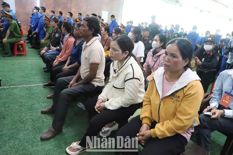 Xét xử vụ án “Khủng bố nhằm chống chính quyền nhân dân” ở Đắk Lắk: Xử phạt 10 bị cáo mức án tù chung thân ảnh 4