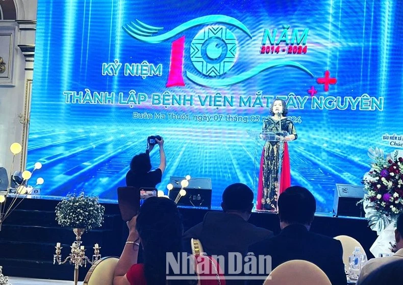 Bệnh viện chuyên khoa mắt tư nhân đầu tiên ở Tây Nguyên kỷ niệm 10 năm thành lập ảnh 2