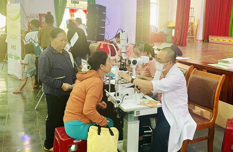 Khám và cấp thuốc miễn phí cho hàng trăm bệnh nhân có hoàn cảnh khó khăn ở Đắk Lắk ảnh 3