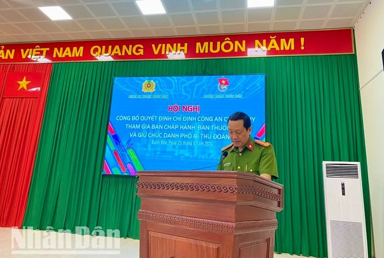 Huyện đầu tiên ở Đắk Lắk giới thiệu Công an chính quy bầu giữ chức danh Phó Bí thư Đoàn xã, Bí thư Chi đoàn Công an xã ảnh 1
