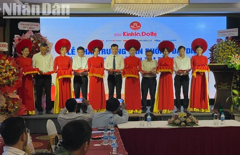 Khai trương Văn phòng đại diện Báo Kinh tế và Đô thị tại tỉnh Đắk Lắk ảnh 1