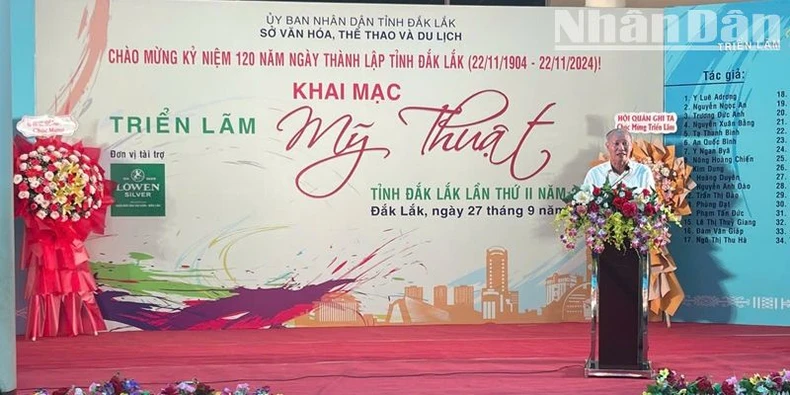 Khai mạc Triển lãm Mỹ thuật chào mừng 120 năm Ngày thành lập tỉnh Đắk Lắk ảnh 1