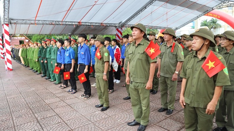 Đắk Lắk ra quân thực hiện đợt cao điểm tấn công trấn áp tội phạm, bảo đảm an ninh, trật tự Tết Nguyên đán Ất Tỵ 2025 ảnh 2