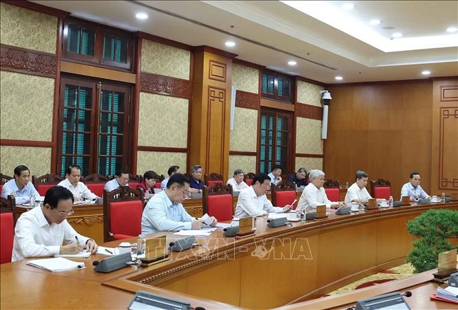 Tổng Bí thư Tô Lâm chủ trì cuộc họp về việc lấy ý kiến nhân dân sửa đổi Hiến pháp 2013 ảnh 1