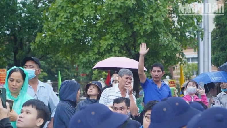 Thanh niên Thành phố Hồ Chí Minh lên đường nhập ngũ ảnh 6