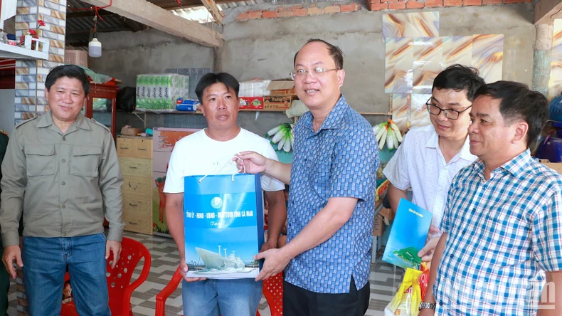 Bảo đảm an ninh, quốc phòng các đảo tiền tiêu nơi cực nam Tổ quốc ảnh 4 Bảo đảm an ninh, quốc phòng các đảo tiền tiêu nơi cực nam Tổ quốc ảnh 4