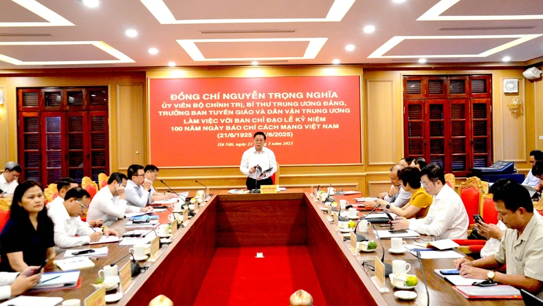 Nêu bật truyền thống vẻ vang 100 năm Báo chí cách mạng Việt Nam ảnh 3