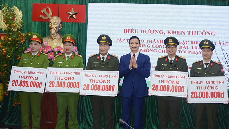 Bắc Ninh khen thưởng chiến công đặc biệt xuất sắc ngày đầu Xuân ảnh 4