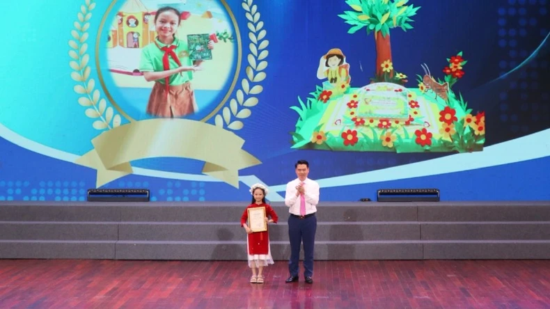 Trao giải Cuộc thi “Đại sứ văn hóa đọc tỉnh Bắc Ninh năm 2025” ảnh 4