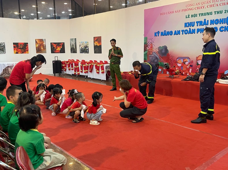 Ngày hội Thế giới tuổi thơ 2025: Không gian văn hóa-giáo dục đặc sắc dành cho thiếu nhi ảnh 1