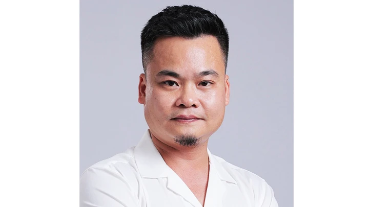 Tâm đắc thể hiện “Người đi tìm hình của nước” ảnh 1