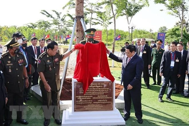 Minh chứng sống động cho mối quan hệ hữu nghị truyền thống gắn bó giữa hai dân tộc Việt Nam – Campuchia -0
