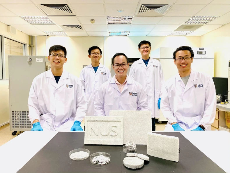 Nhóm nhà khoa học Việt tại Singapore biến chất thải kim loại thành aerogel -0
