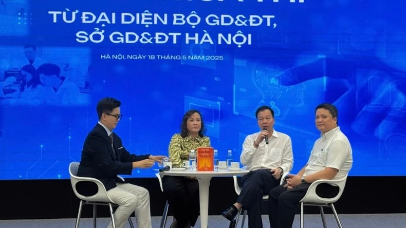 Gần 5.000 học sinh, phụ huynh tham dự Ngày hội tuyển sinh khối ngành khoa học và công nghệ ảnh 2 Gần 5.000 học sinh, phụ huynh tham dự Ngày hội tuyển sinh khối ngành khoa học và công nghệ ảnh 2