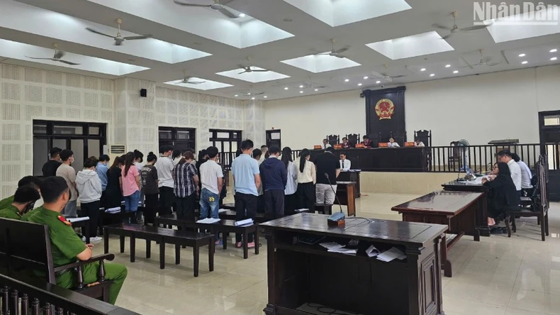 Tuyên án 35 bị cáo trong vụ cho vay nặng lãi nghìn tỷ qua app điện thoại ảnh 2