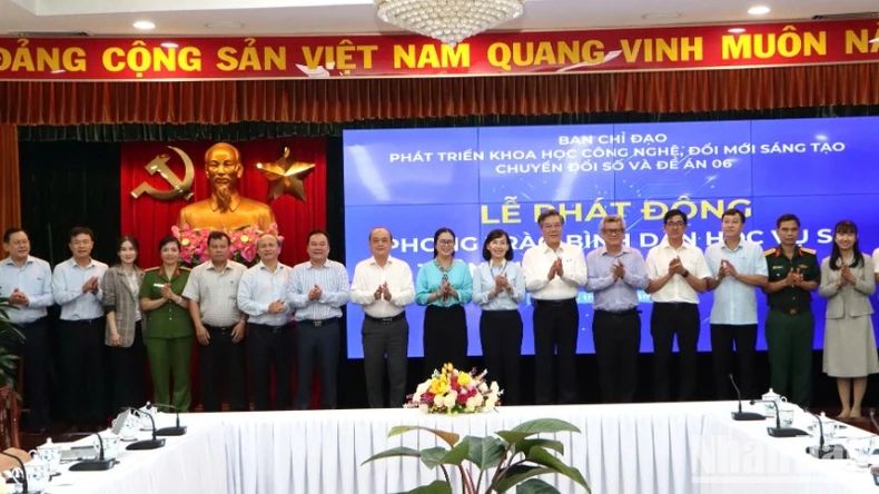 Đồng Nai phát động phong trào “Bình dân học vụ số” ảnh 2