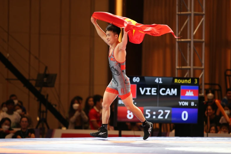 SEA Games 32: Judo giành cú đúp “vàng”, Đoàn Việt Nam áp sát mốc 100 Huy chương Vàng ảnh 1