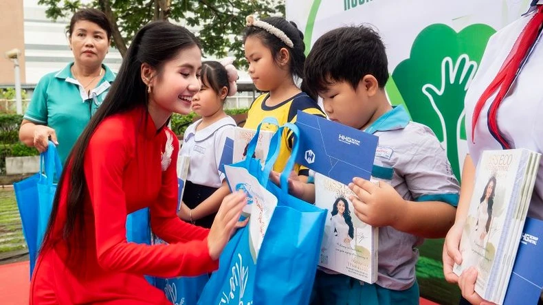 Hoa hậu Nguyễn Thanh Hà: Yêu môi trường không chỉ là cảm xúc, mà phải là trách nhiệm ảnh 2