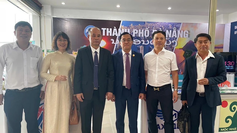 Diễn đàn thúc đẩy Hành lang Kinh tế Đông Tây và Hội chợ thương mại, du lịch năm 2025 tại Nam Lào ảnh 4