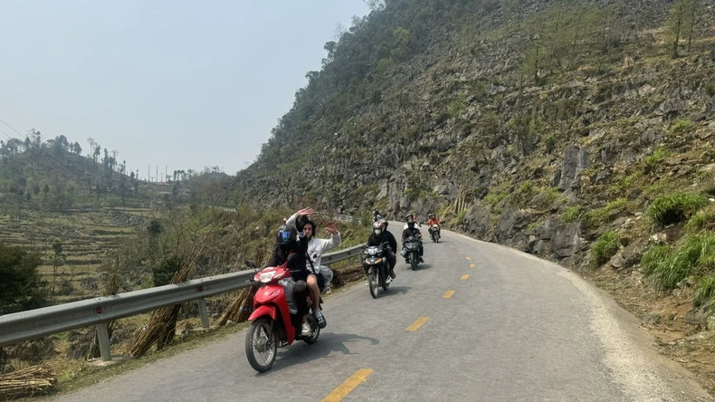 Hà Giang đón hơn 146 nghìn lượt khách du lịch dịp nghỉ lễ ảnh 2