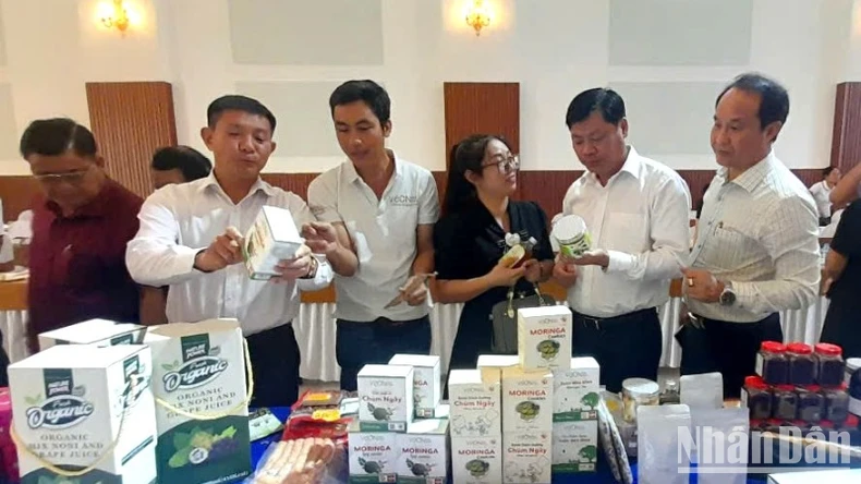 Long An, Tây Ninh và Tiền Giang hợp tác phát triển ngành công thương ảnh 2