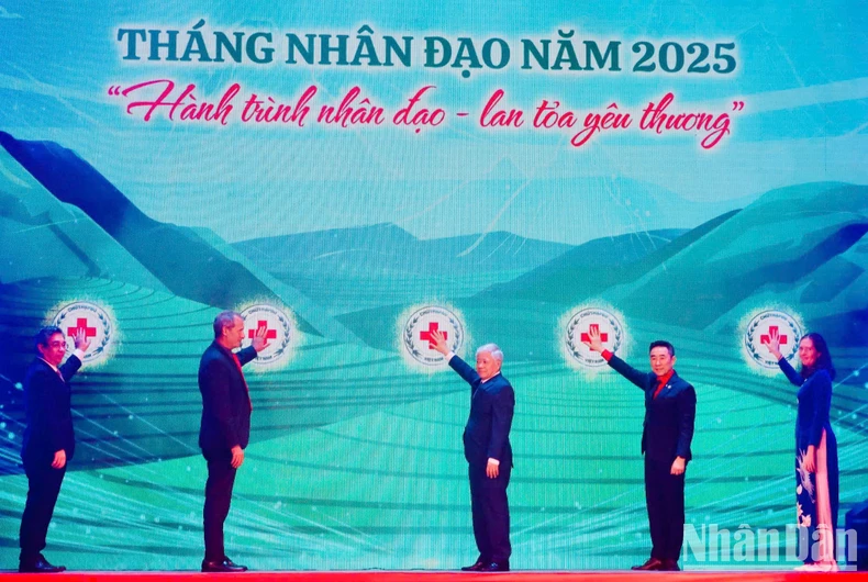 Hội Chữ thập đỏ Việt Nam đặt mục tiêu trợ giúp ít nhất 1,2 triệu lượt người trong Tháng Nhân đạo ảnh 1