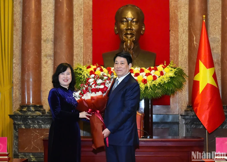 Chủ tịch nước Lương Cường: Đề cao sự dấn thân và tận hiến của đội ngũ y, bác sĩ ảnh 1