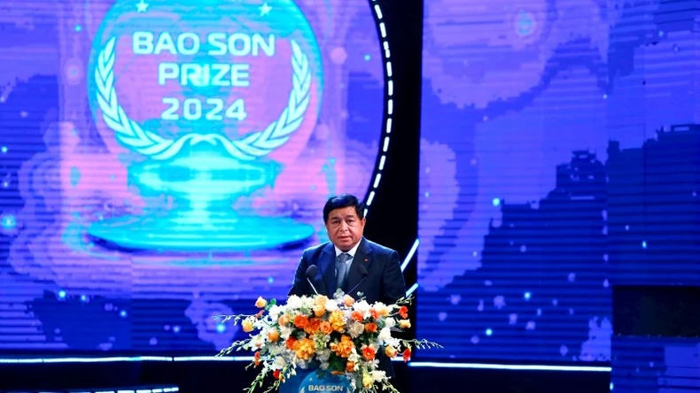 Đồng hành, khích lệ các nhà khoa học phát huy tài năng trí tuệ, đóng góp cho Tổ quốc ảnh 1