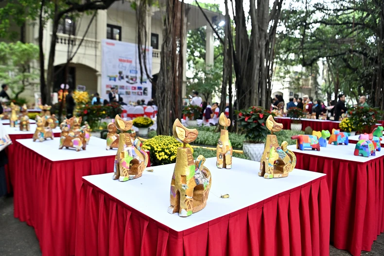 Hội tụ và lan tỏa ảnh 1
