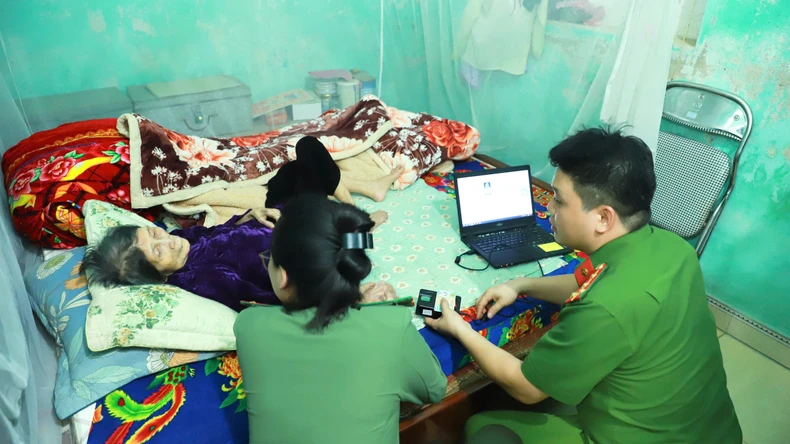 Công an Tuyên Quang triển khai thu nhận mẫu ADN thân nhân liệt sĩ chưa xác định danh tính ảnh 1