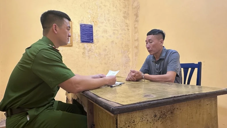 Hà Nội khởi tố loạt cán bộ nhận hối lộ, môi giới hối lộ ảnh 1