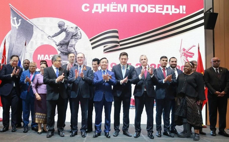 Đại sứ quán Liên bang Nga chiêu đãi kỷ niệm 80 năm Ngày Chiến thắng Chiến tranh Vệ quốc vĩ đại ảnh 2