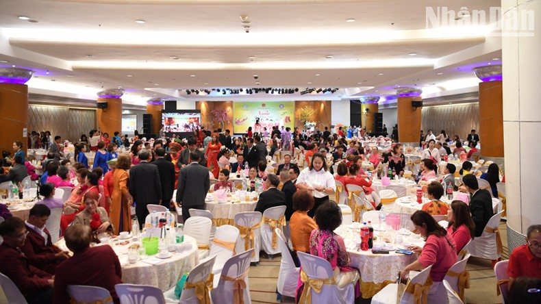 Đầm ấm Xuân Quê hương 2025 tại Thái Lan ảnh 2