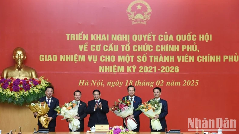 Chính phủ đoàn kết, thống nhất, nỗ lực vượt khó, phấn đấu hoàn thành chỉ tiêu tăng trưởng năm 2025 ảnh 5