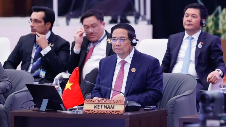 Lãnh đạo ASEAN đối thoại với Nghị viện, doanh nghiệp và thanh niên ảnh 4