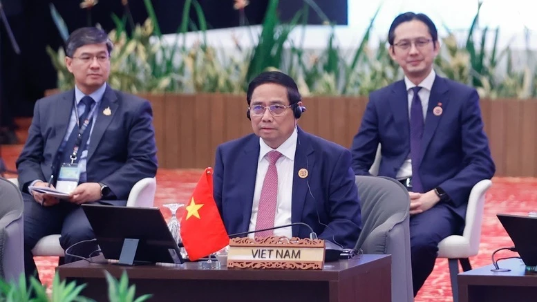Lãnh đạo ASEAN đối thoại với Nghị viện, doanh nghiệp và thanh niên ảnh 3