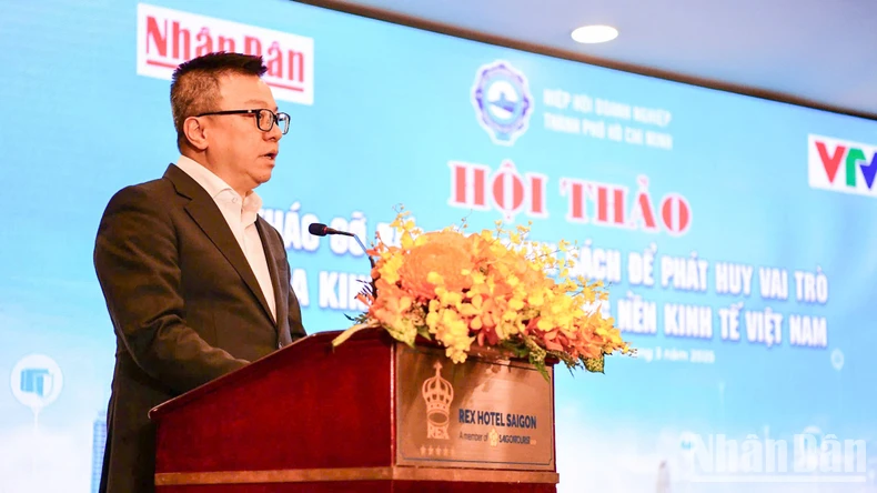 Hội thảo "Tháo gỡ bất cập chính sách để phát huy vai trò của kinh tế tư nhân trong nền kinh tế Việt Nam" ảnh 10