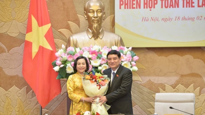 Phiên họp toàn thể lần thứ nhất của Ủy ban Văn hóa và Xã hội của Quốc hội ảnh 1